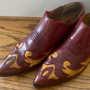 Brazil Sabine Slip-on Short Boots, Shoes. Wine Leather with Gold Accents. S 8